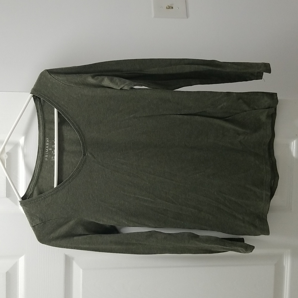 Long sleeved green shirt